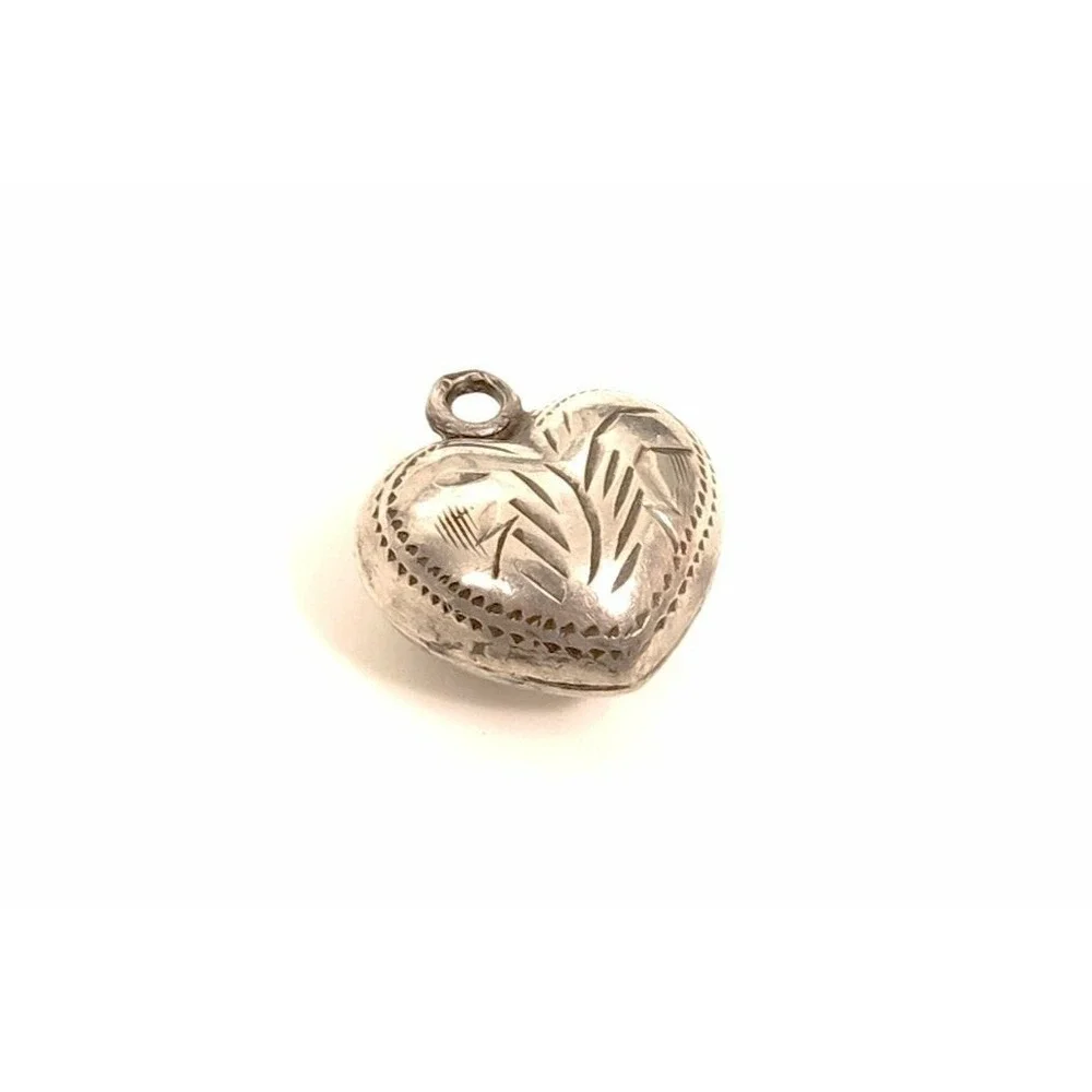 Tiny Vintage Puffy Heart‎ Charm Etched Design Sterling Silver*Love* Pendant*925